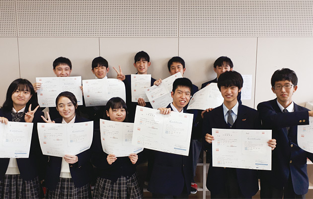 夏休み学習合宿で学年を超えた交流も!