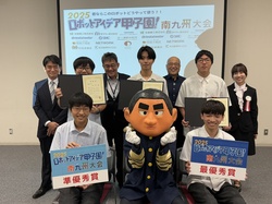 全員で記念写真爆笑.jpg