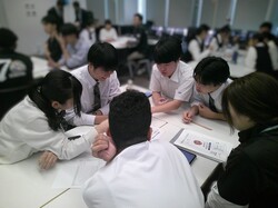 03  ボカシ 経営判断1 .JPG